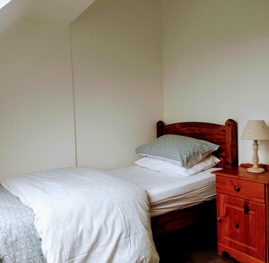 The Hollies Apartment Adare Bagian luar foto